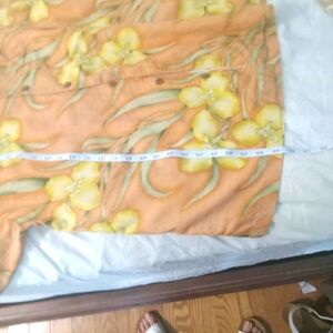 Tommy Bahama mens short sleeve one pocket shirt. Casual wear no button down